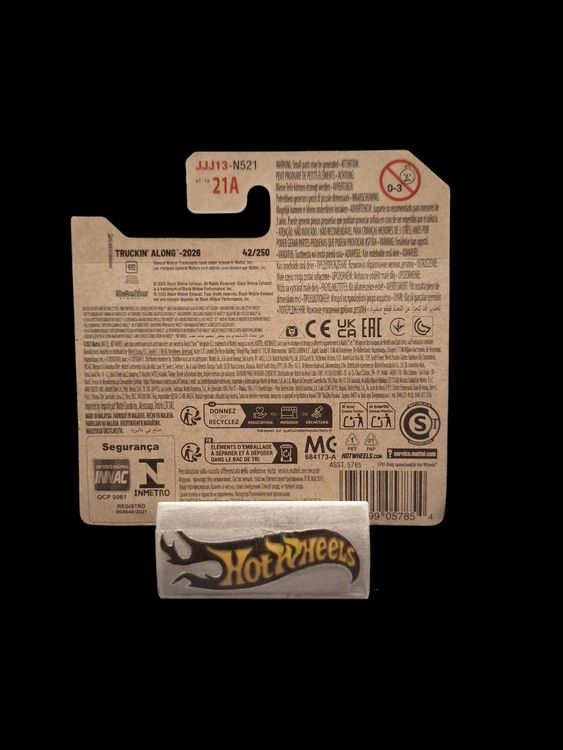 Hot Wheels Truckin' Along 2026 83 Chevy Silverado 3/5 S