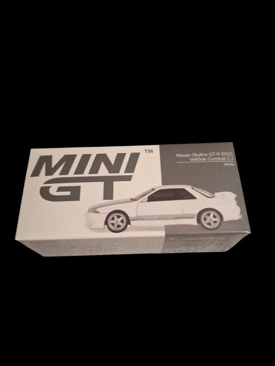 Mini GT #1066 Nissan Skyline GT-R (R32) VeilSide Combat C-I