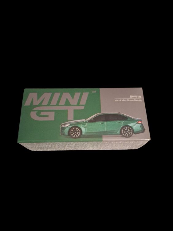 Mini GT #1086 BMW M5 Isle of Man Green Metalic