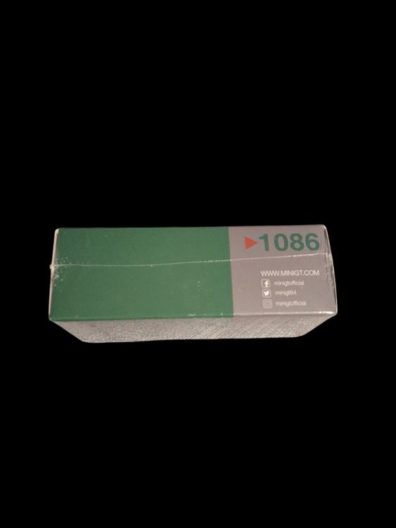 Mini GT #1086 BMW M5 Isle of Man Green Metalic